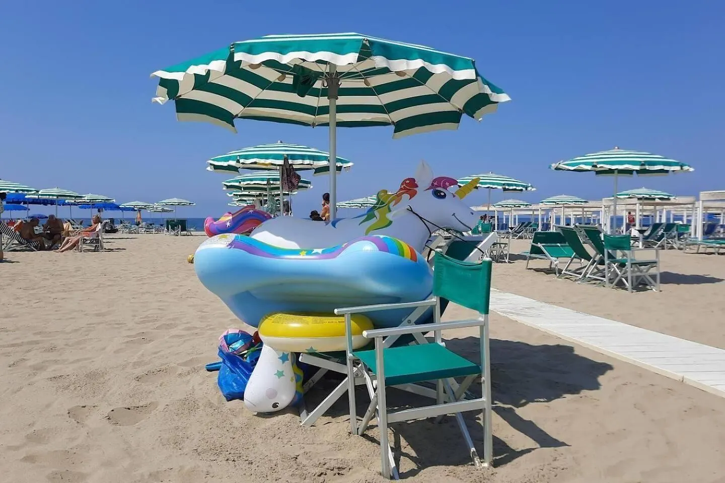 וירג'יו Comfortable Campsite-Chalet G16 Tuscany Near Sea בקתה