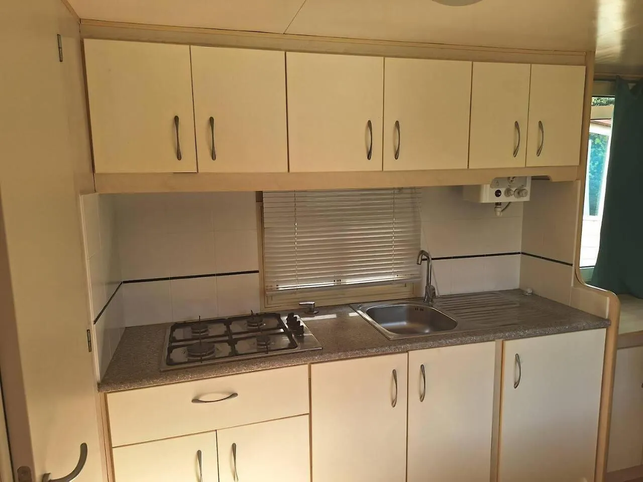 בקתה וירג'יו Comfortable Campsite-Chalet G16 Tuscany Near Sea איטליה