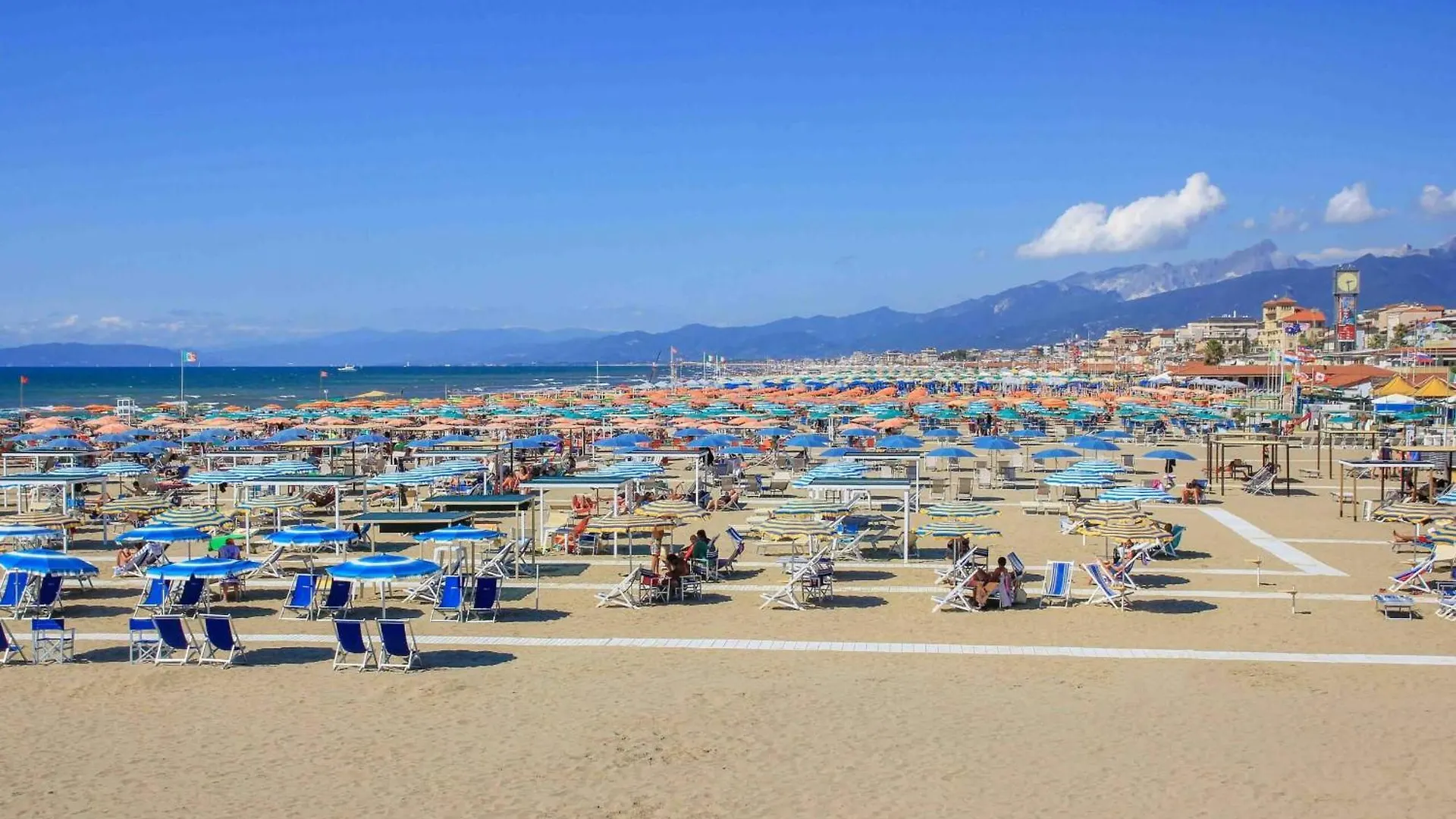 Comfortable Campsite-Chalet G16 Tuscany Near Sea Viareggio İtalya